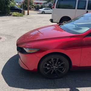 2023 Mazda MAZDA3 HATCHBACK PREMIUM — фото 2