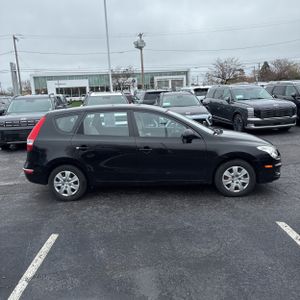 HYUNDAI ELANTRA TOURING GLS - 10