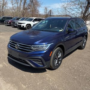 VOLKSWAGEN TIGUAN SE 4MOTION - 1