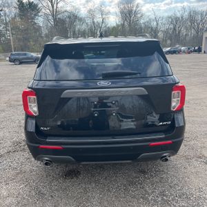 FORD EXPLORER XLT - 7