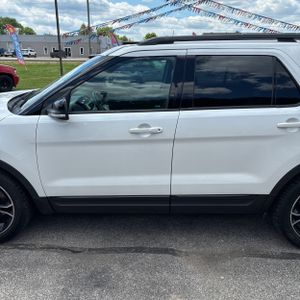 FORD EXPLORER SPORT - 4