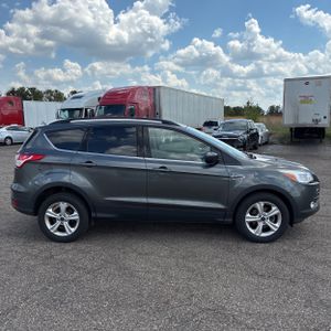 FORD ESCAPE SE - 10