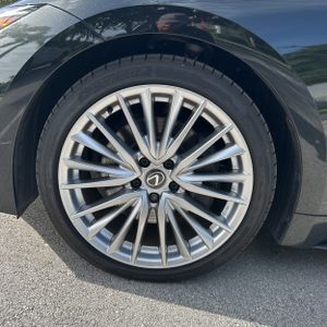2025 Lexus IS 300 BASE — миниатюра 17