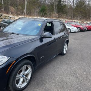 BMW X5 XDRIVE50I - 2