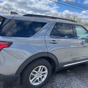 FORD EXPLORER ACTIVE - 9