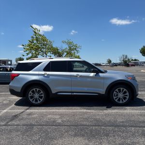 FORD EXPLORER LIMITED - 10