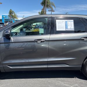 FORD EDGE SEL - 4