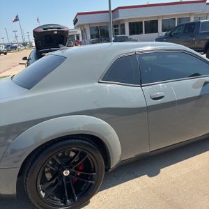 صورة 9 لـ 2019 Dodge CHALLENGER R/T SCAT PACK