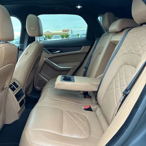 صورة 33 لـ 2021 Jaguar F-PACE P250 S