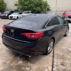 صورة 8 لـ 2015 Hyundai SONATA SE