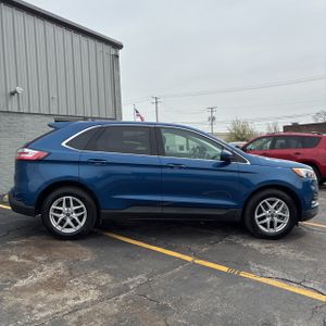 FORD EDGE SEL - 10