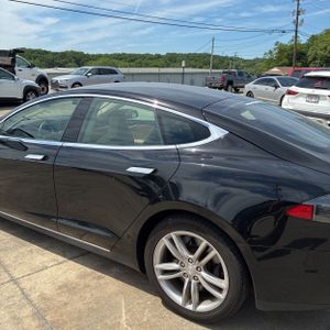 TESLA MODEL S BASE - 6