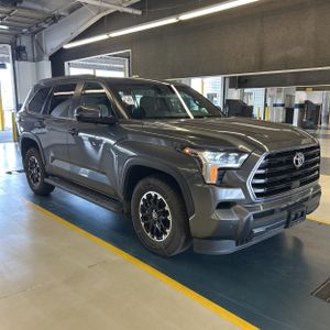 صورة مصغرة 12 لـ 2026 Toyota SEQUOIA SR5