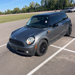 صورة 1 لـ 2010 MINI COOPER BASE