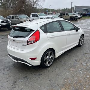 FORD FIESTA ST - 8