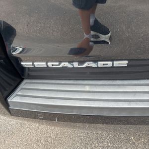 2018 Cadillac ESCALADE LUXURY thumbnail 23
