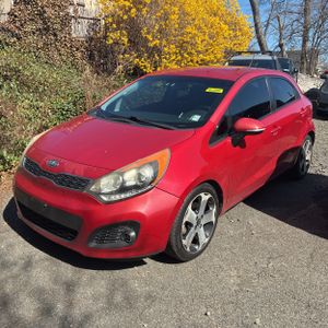 KIA RIO 5-DOOR SX - 1