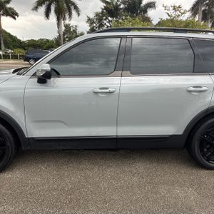 صورة 4 لـ 2024 KIA TELLURIDE EX X-LINE