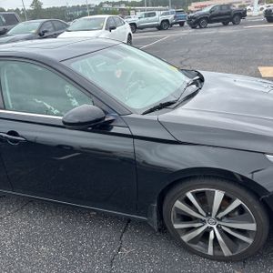 2019 Nissan ALTIMA 2.5 SR 缩略图 13