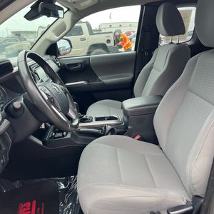2019 Toyota TACOMA SR5 — фото 32