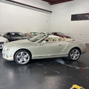 BENTLEY CONTINENTAL GT - 3