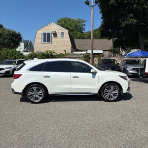 2017 Acura MDX SH-AWD W/TECH — фото 10