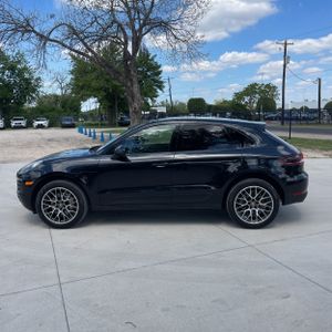 PORSCHE MACAN S - 3