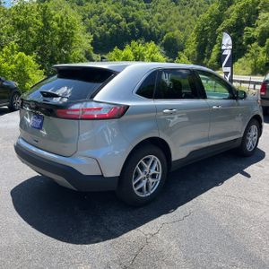 FORD EDGE SEL - 8