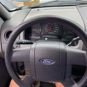 صورة مصغرة 52 لـ 2006 FORD F-150 STX