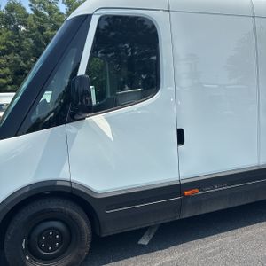 2024 Rivian DELIVERY ECV 500 CARGO VAN — фото 2