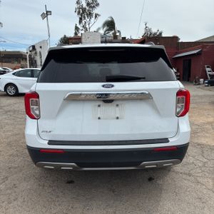 FORD EXPLORER XLT - 7