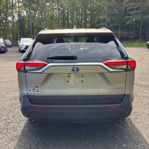 2019 Toyota RAV4 HYBRID XLE — фото 7