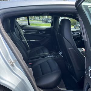 2016 Porsche PANAMERA 4 缩略图 34