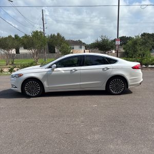 FORD FUSION SE - 3