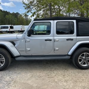JEEP WRANGLER UNLIMITED SAHARA - 4