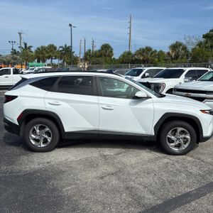 2024 Hyundai TUCSON SEL 照片 10