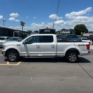 FORD F-150 LARIAT - 3