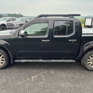 2010 Nissan FRONTIER LE 照片 4