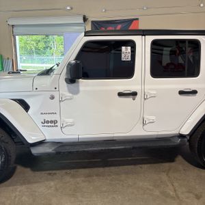 2019 JEEP WRANGLER UNLIMITED SAHARA — фото 4