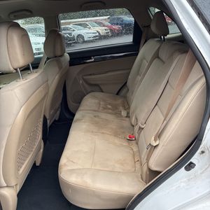 صورة مصغرة 33 لـ 2011 KIA SORENTO LX