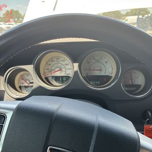 2013 Dodge CHALLENGER R/T PLUS — миниатюра 38