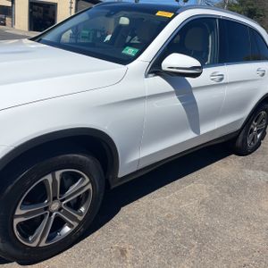 MERCEDES-BENZ GLC - 2