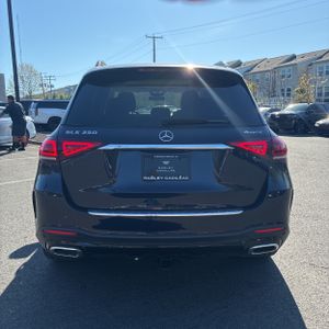 MERCEDES-BENZ GLE - 7