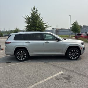 2022 JEEP GRAND CHEROKEE L OVERLAND — фото 10