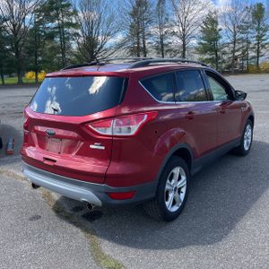FORD ESCAPE SE - 8