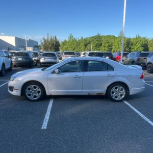 FORD FUSION SE - 3
