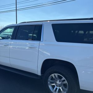 CHEVROLET SUBURBAN LT - 6
