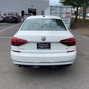 VOLKSWAGEN PASSAT 1.8T R-LINE - 7