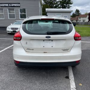 FORD FOCUS TITANIUM - 6