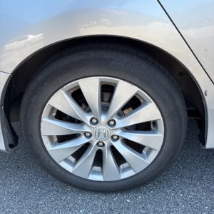 2014 Honda ACCORD EX-L — миниатюра 19